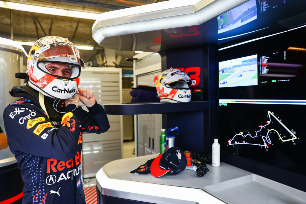 Verstappen gênè par le trafic et les bosses ce vendredi à Austin