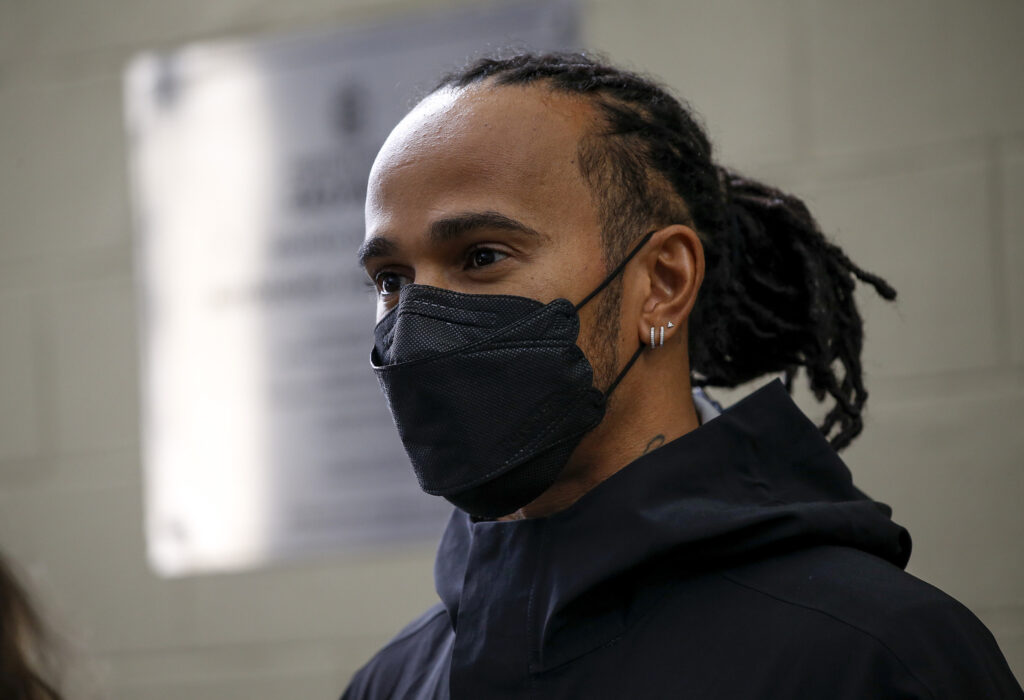 Hamilton pénalisé sur la grille de départ au Brésil