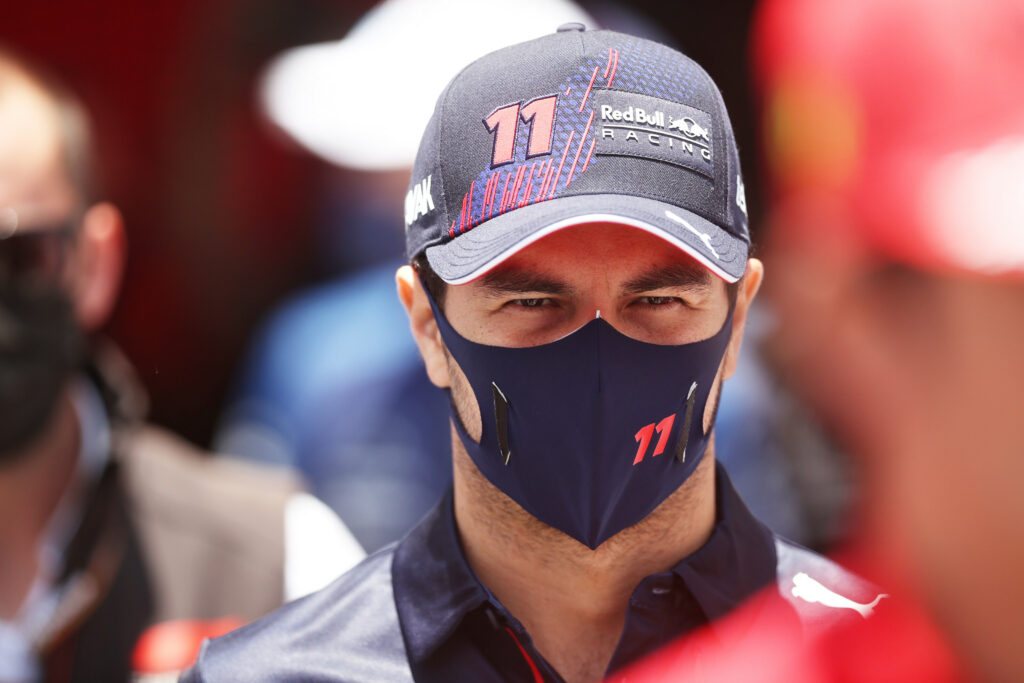 Perez veut donner « du fil à retordre » à Mercedes au Qatar