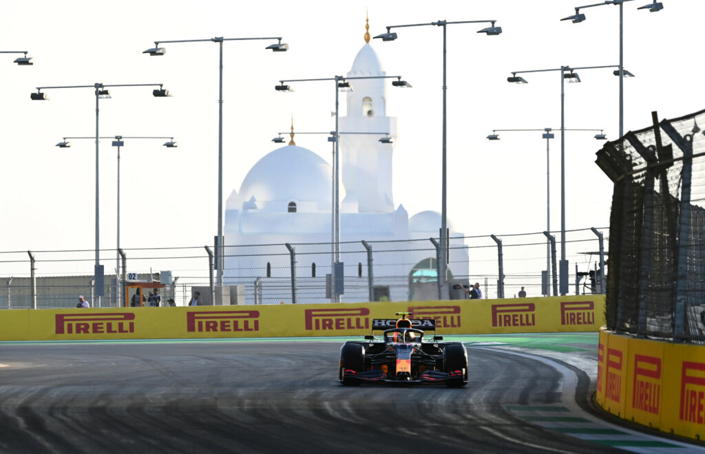 La F1 confirme 14 cas positifs au Covid-19 en Arabie Saoudite