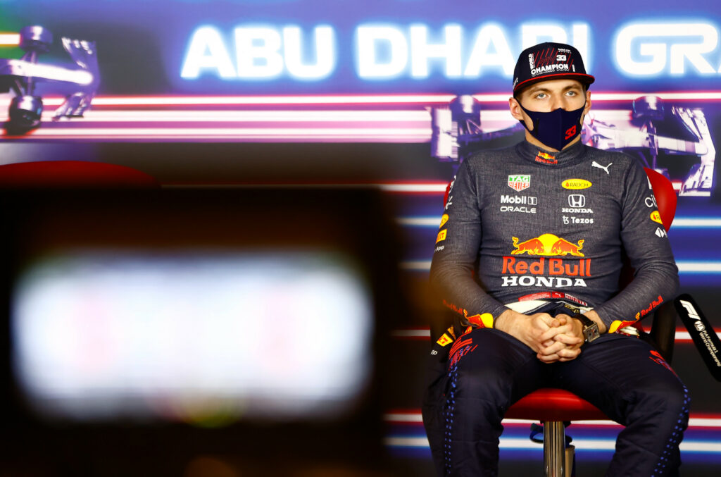 Verstappen a reçu un message du patron de Mercedes