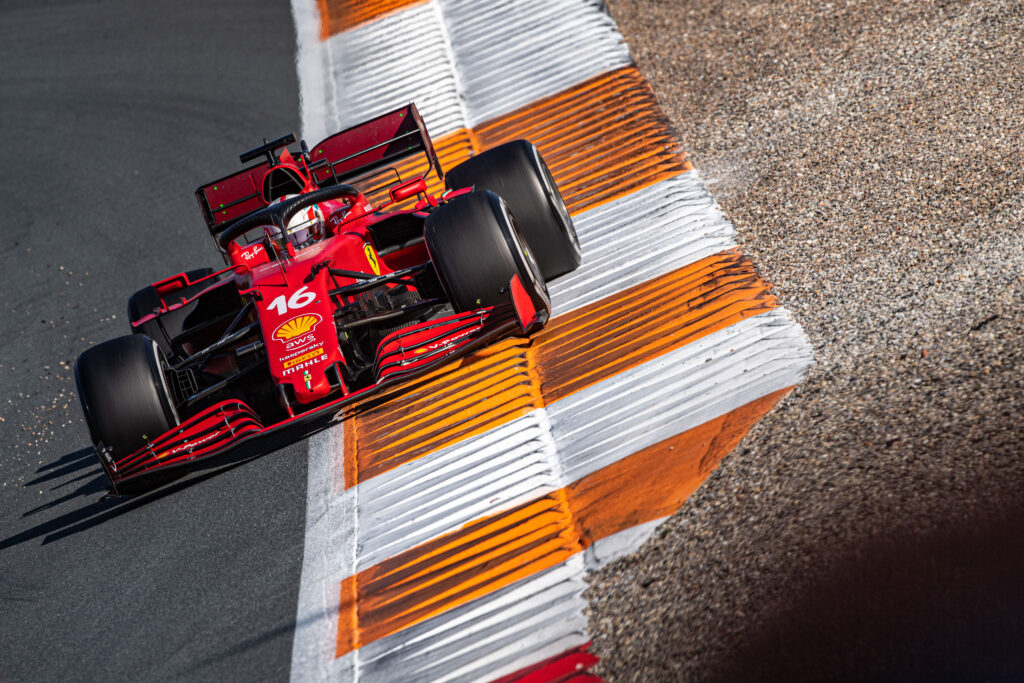 La Scuderia Ferrari mise beaucoup sur son nouveau simulateur