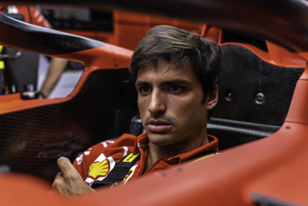 Carlos Sainz impatient de présenter la Ferrari 2022 aux Tifosi