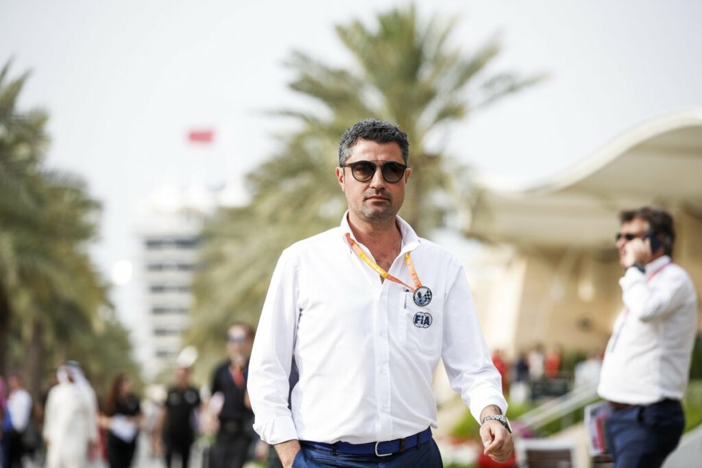 Villeneuve prend la défense d’un Michael Masi « sous pression » à Abou Dhabi