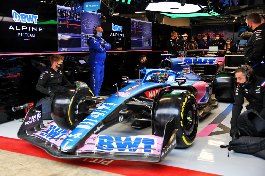 Alonso est ravi de l’arrivée de Szafnauer chez Alpine F1