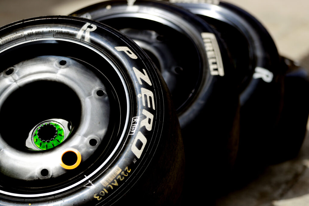 Deux premiers jours peu représentatifs pour Pirelli à Bahreïn