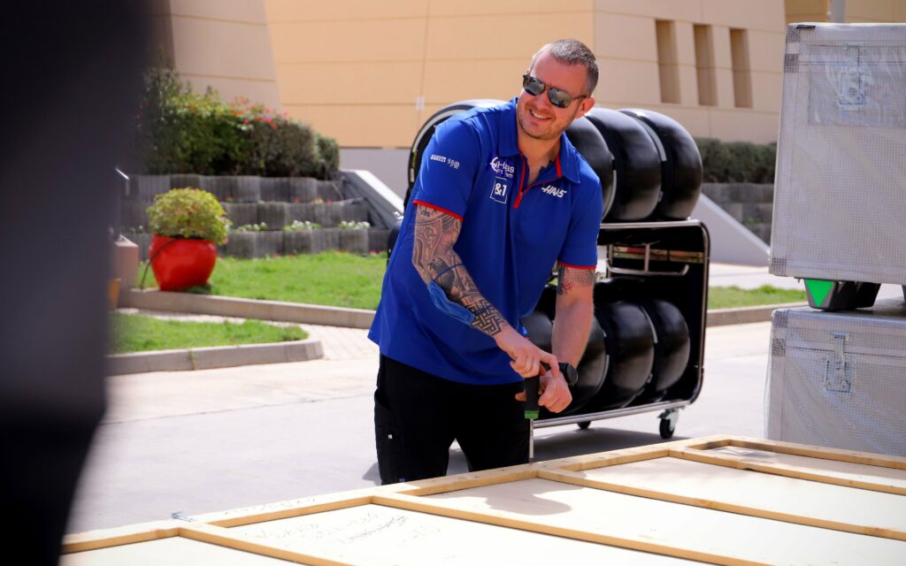 Haas a reçu son fret tardivement à Bahreïn, son programme impacté