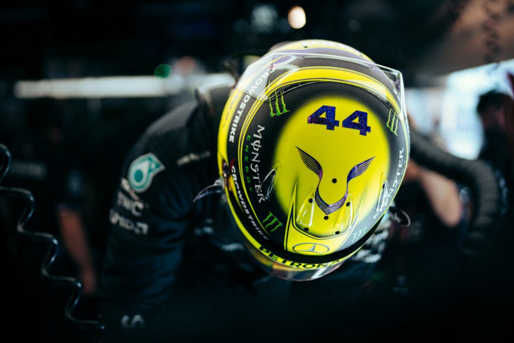 Hamilton fait un don de 50 000 euros à la FIA pour favoriser l’inclusion