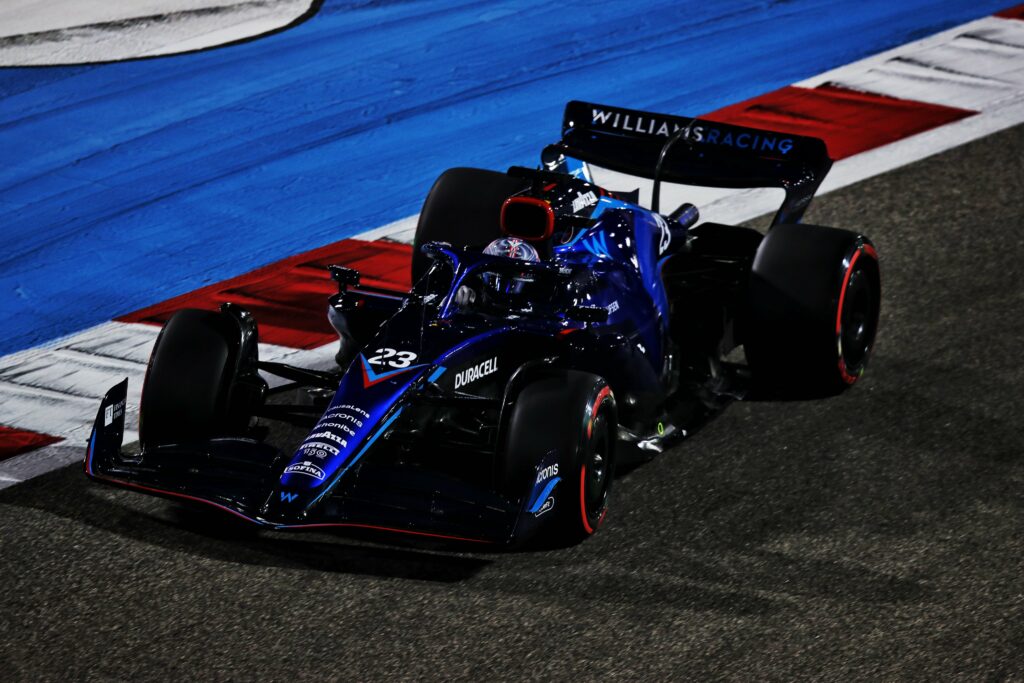 Chez Williams, Albon devance Latifi en qualifications