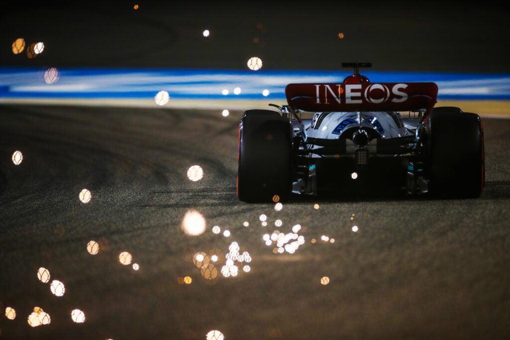 Mercedes pointe une trainée excessive sur la W13