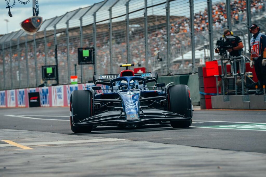 Changement de boîte sur la Williams de Latifi à Melbourne