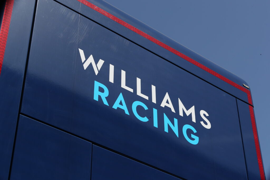 Plafond budgétaire : Williams condamnée à une amende de 25 000 dollars