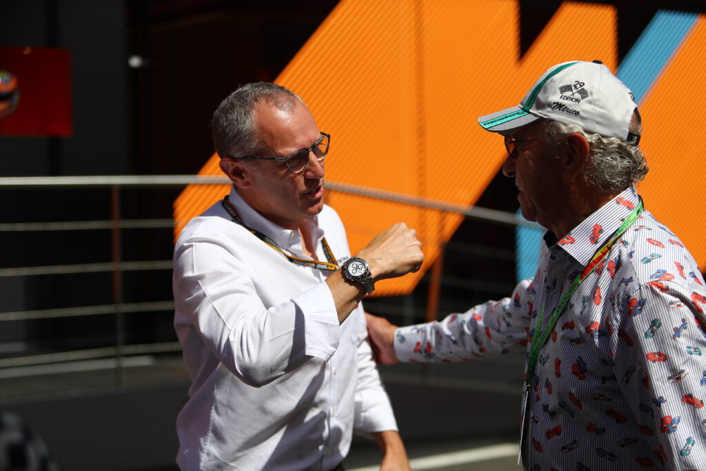 Le PDG de la F1 en colère contre les individus qui ont envahi la piste à Silverstone