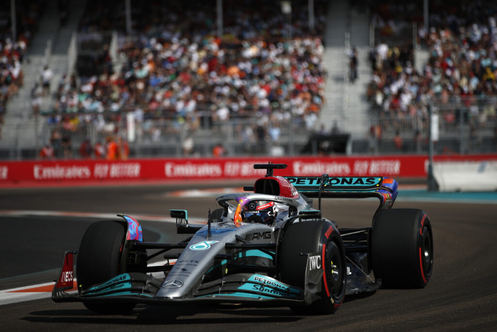 George Russell ne comprend plus le comportement erratique de sa F1