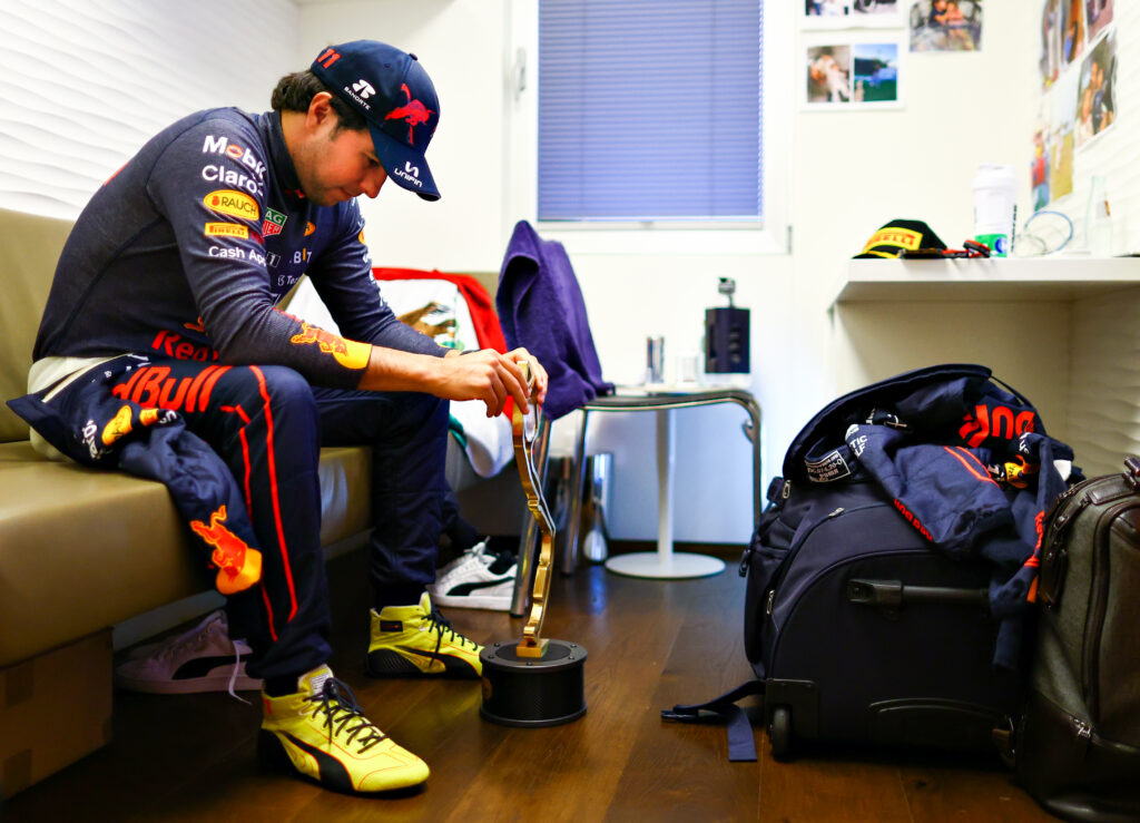 Vers la fin des consignes d’équipe pour Sergio Perez ?