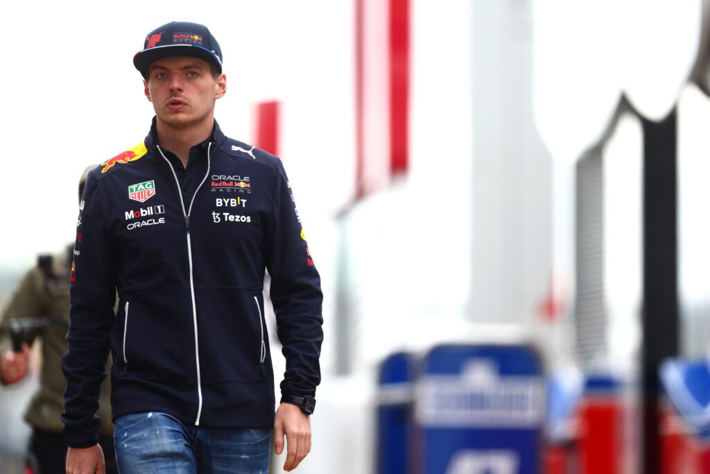 Verstappen ne voit aucune raison de célébrer son avance au championnat