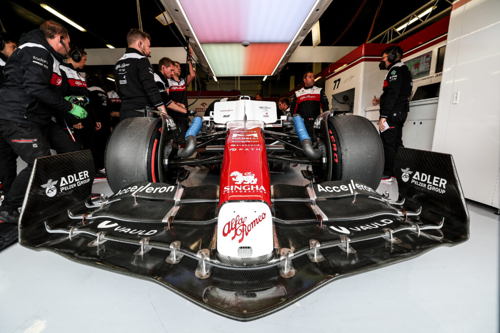 Alfa Romeo lance sa série sur les coulisses de la F1