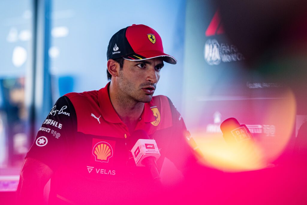 Ferrari évalue toujours si Carlos Sainz doit recevoir un moteur neuf