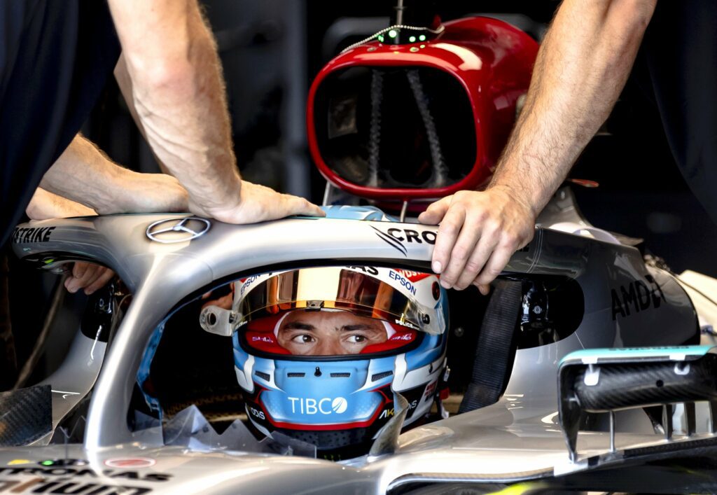 Mercedes prête à libérer de Vries pour lui assurer un avenir en F1