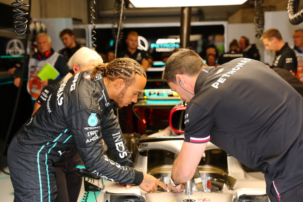 Mercedes évalue l’étendue des dégâts sur la F1 d’Hamilton avant Zandvoort