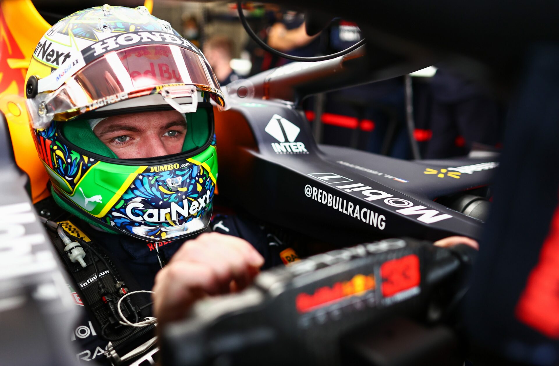 Horner considère le titre 2021 de Verstappen comme le plus grand moment de Red Bull