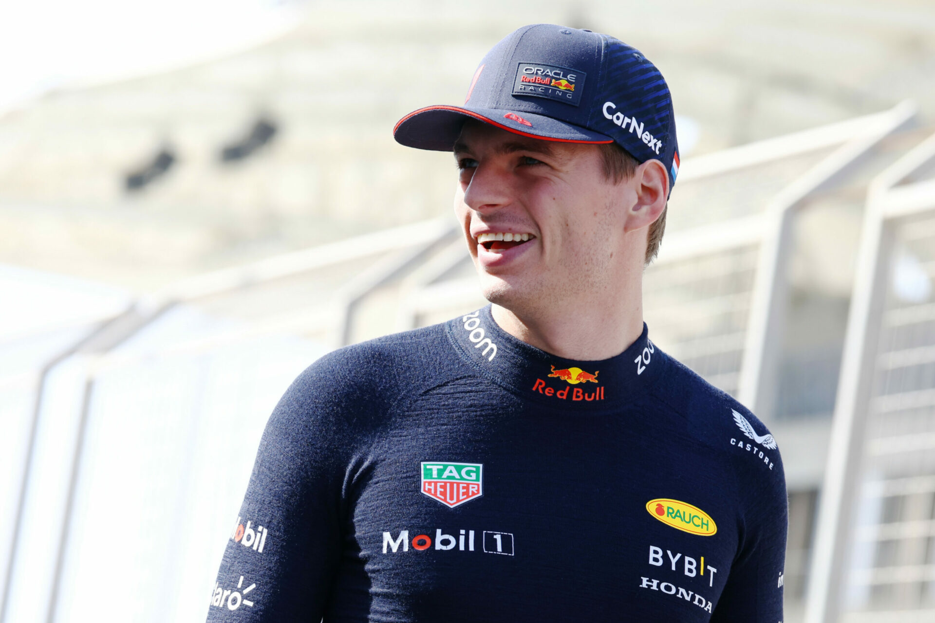 Max Verstappen « à l’aise » au volant de la RB19