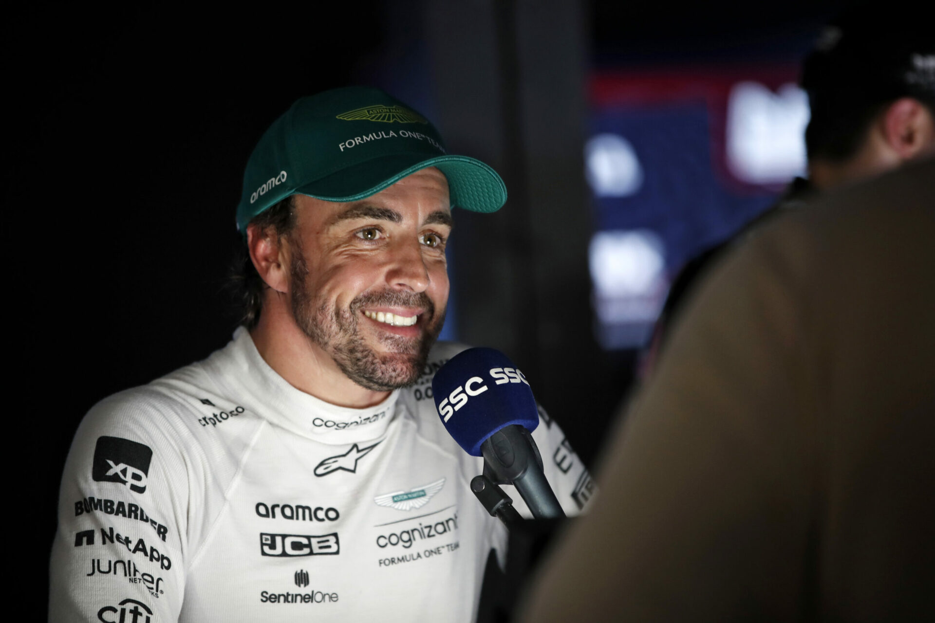 Alonso aux anges après sa cinquième place en qualifications à Bahreïn