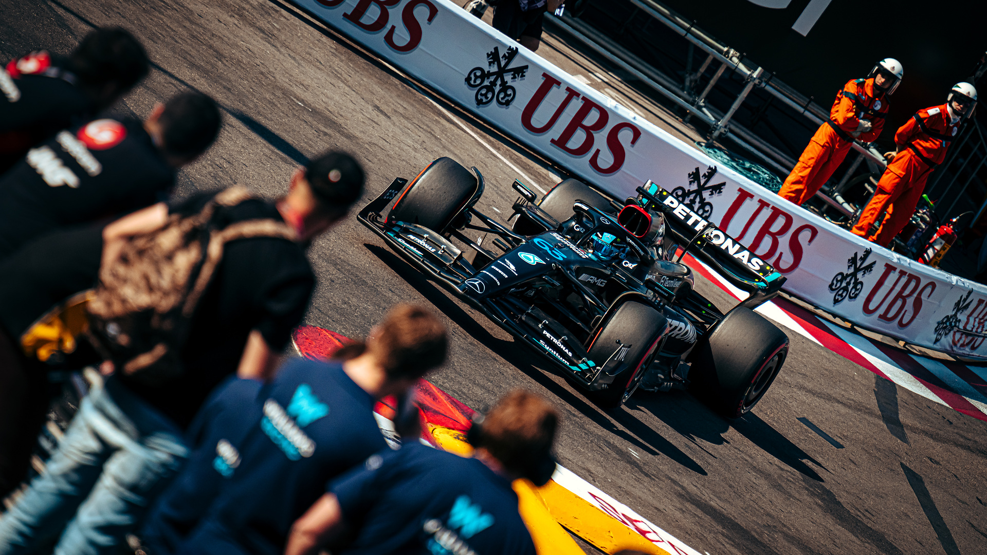 mercedes f1 w14 russell monaco