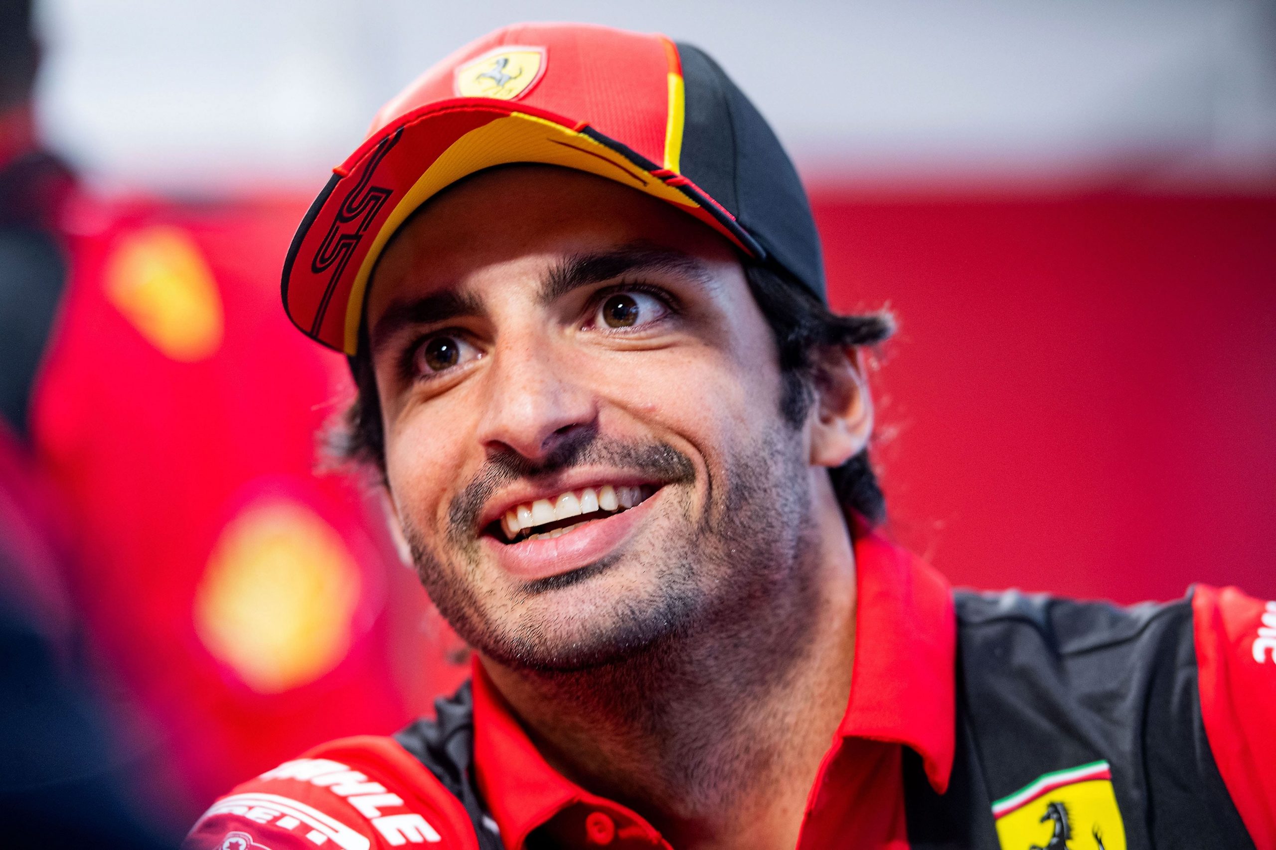 Sainz reconnaît que Ferrari doit encore travailler pour trouver du rythme