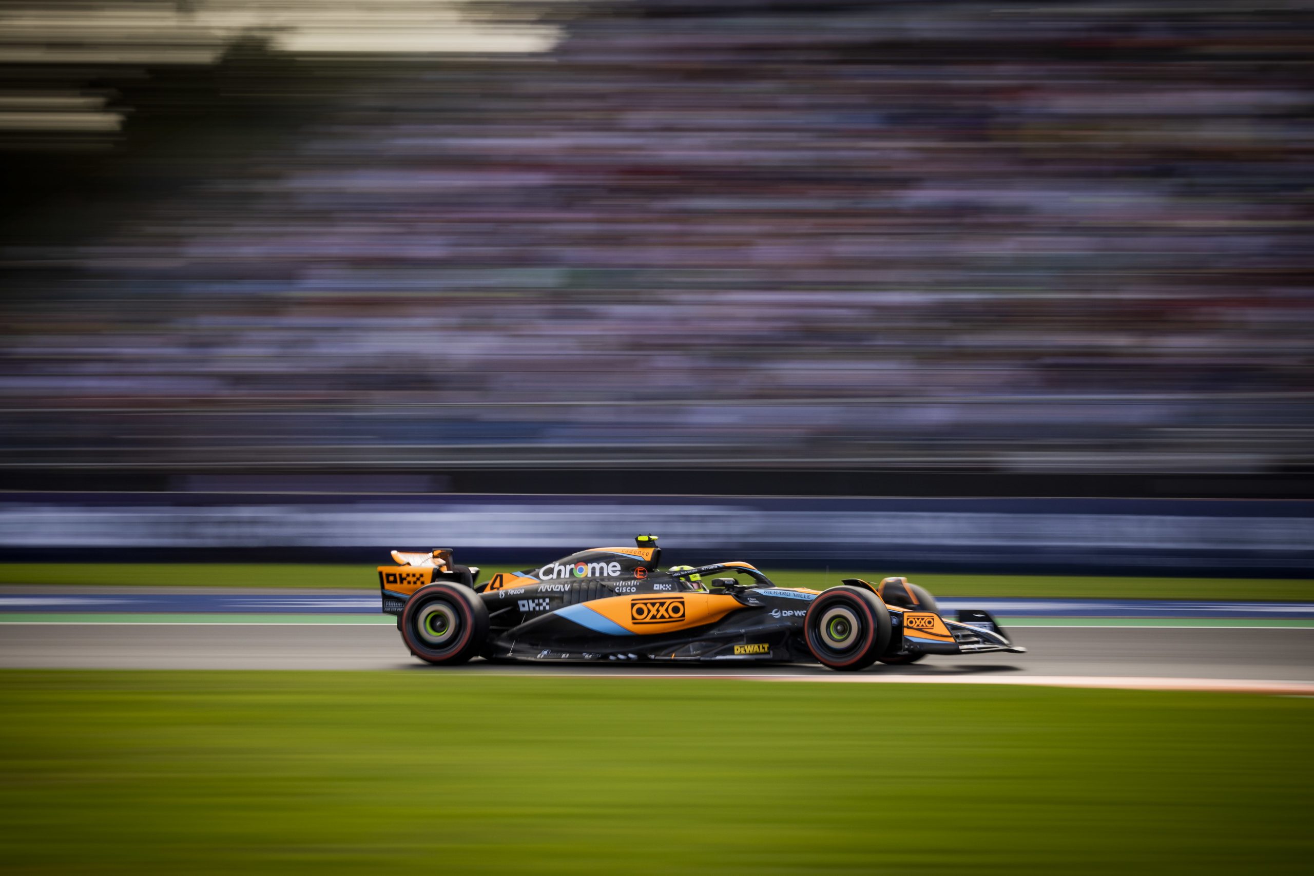 Lando Norris piégé en Q1 en qualifications à Mexico