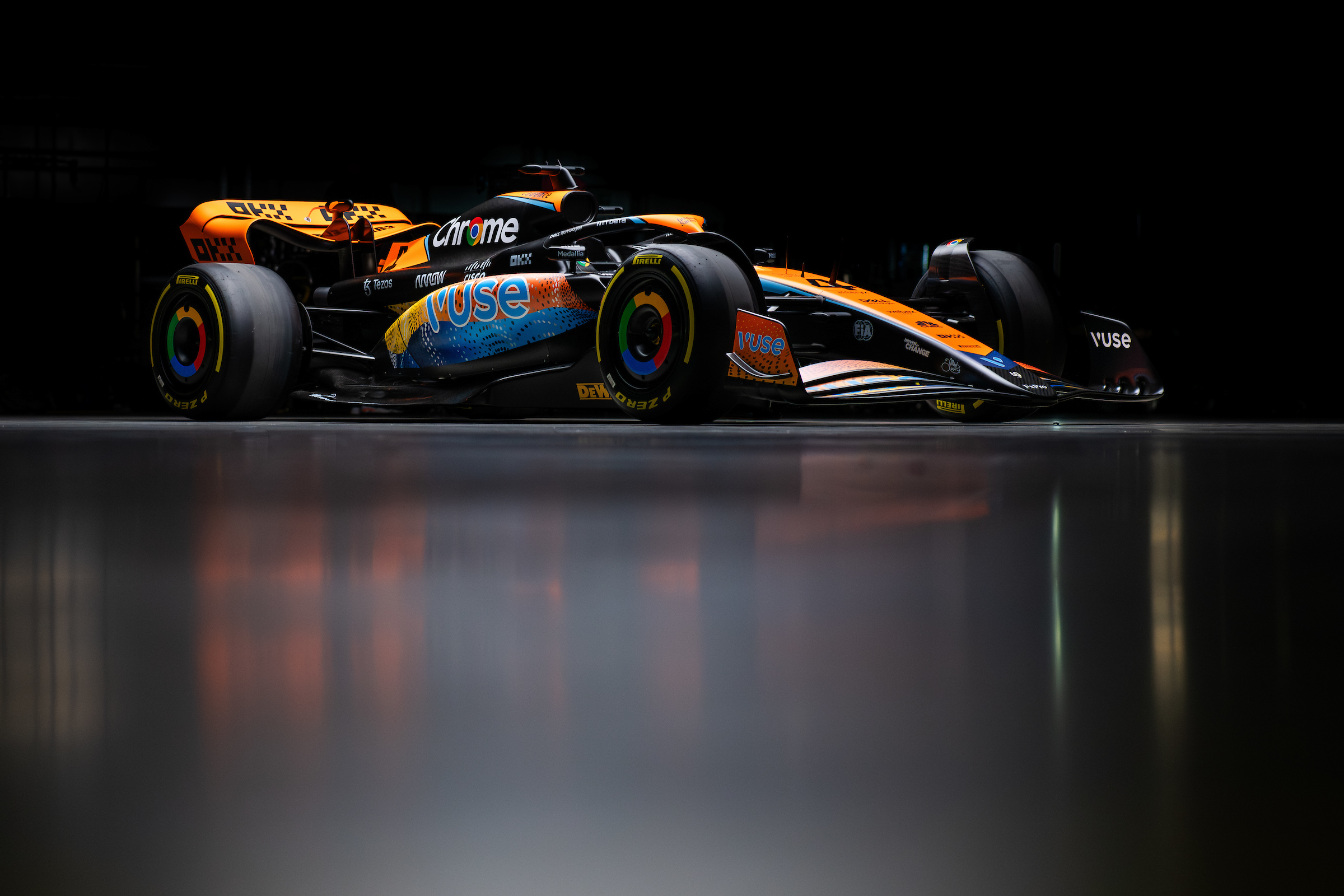 McLaren MCL60 Abou Dhabi