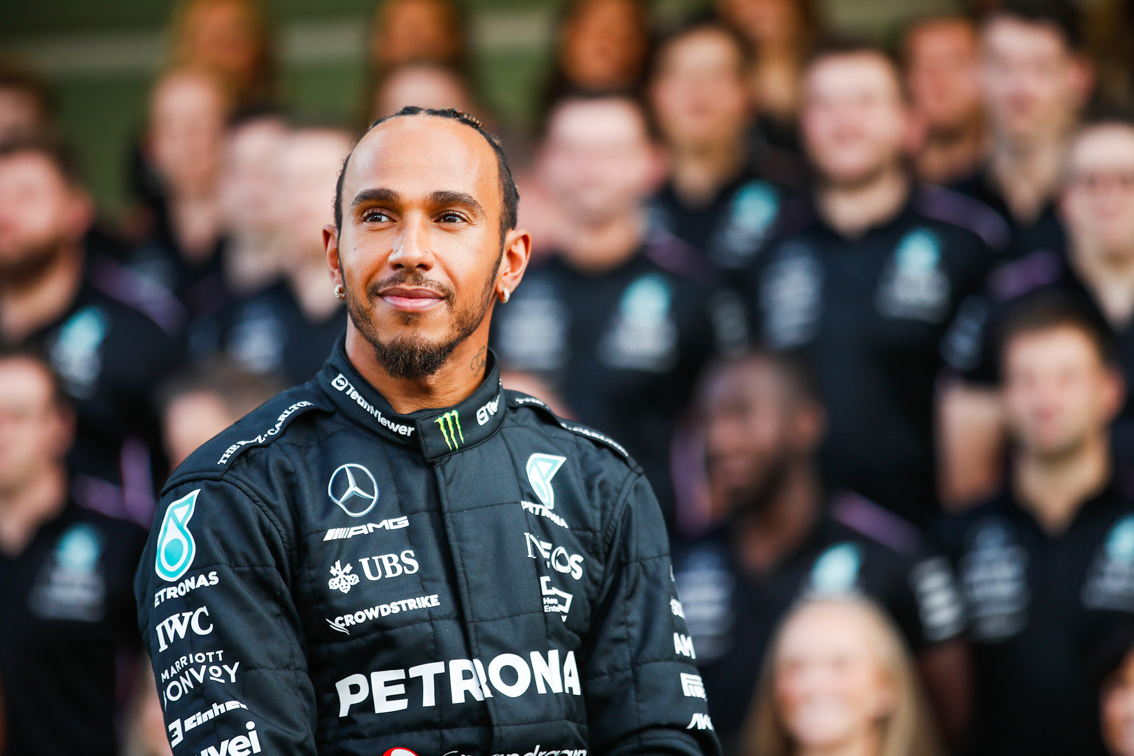 Lewis Hamilton dément avoir courtisé Red Bull pour 2024