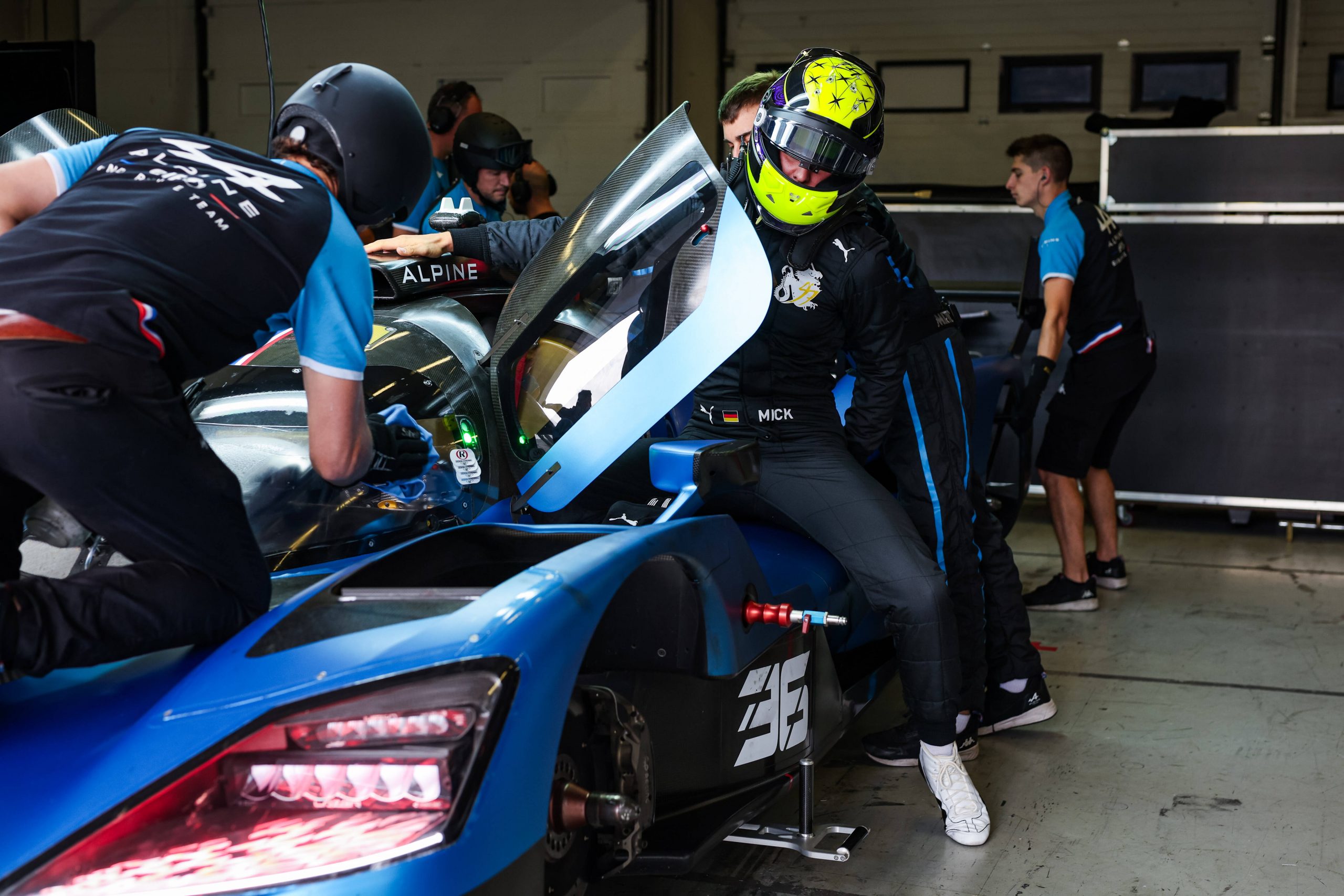 Ecclestone voit un possible retour en F1 pour Schumacher après son passage chez Alpine