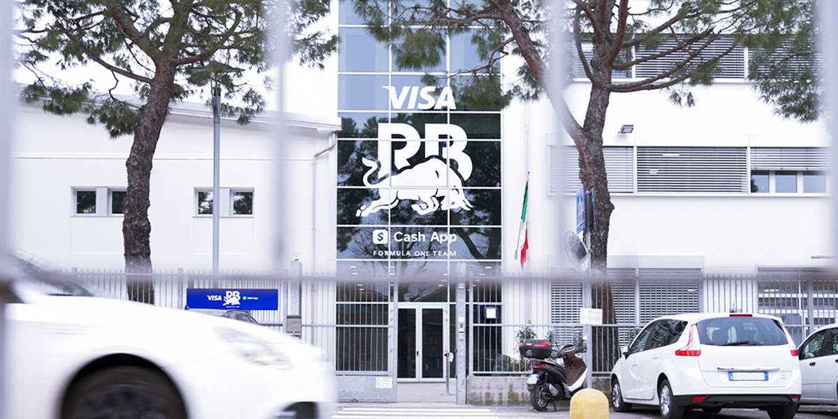 Visa Cash App RB recrute Tim Goss, Guillaume Cattelani et Alan Permane