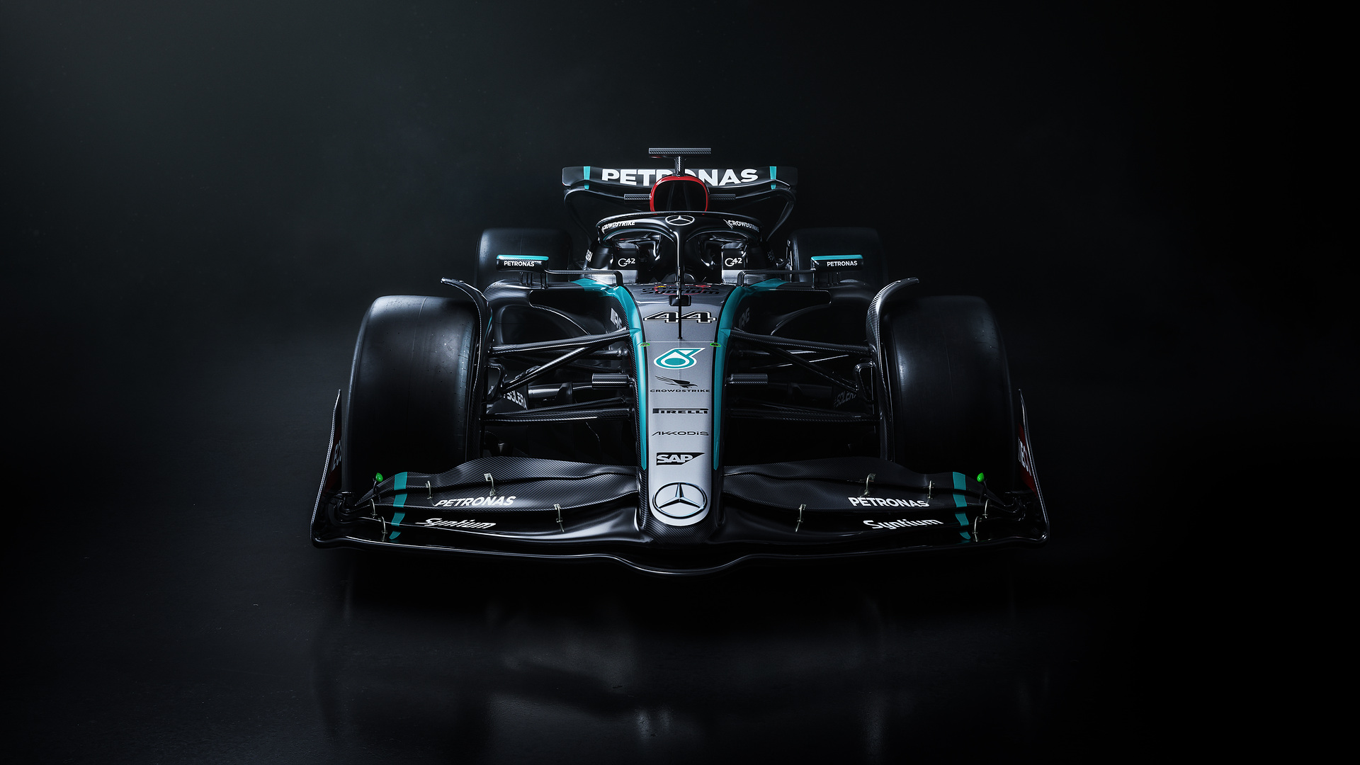 Mercedes présente la W15 de Lewis Hamilton et George Russell