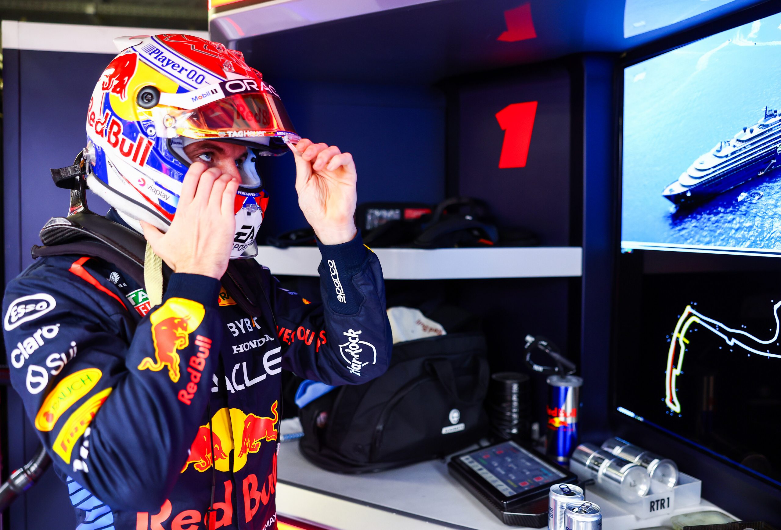 Jos Verstappen sur Max : « Dès qu’il baisse la visière, il se transforme en lion »