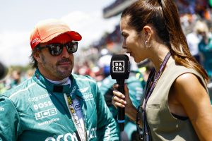 Alonso voit Aston Martin en difficulté au cours des prochains week-ends