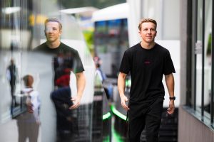Liam Lawson savait avant Singapour qu’il remplacerait Ricciardo