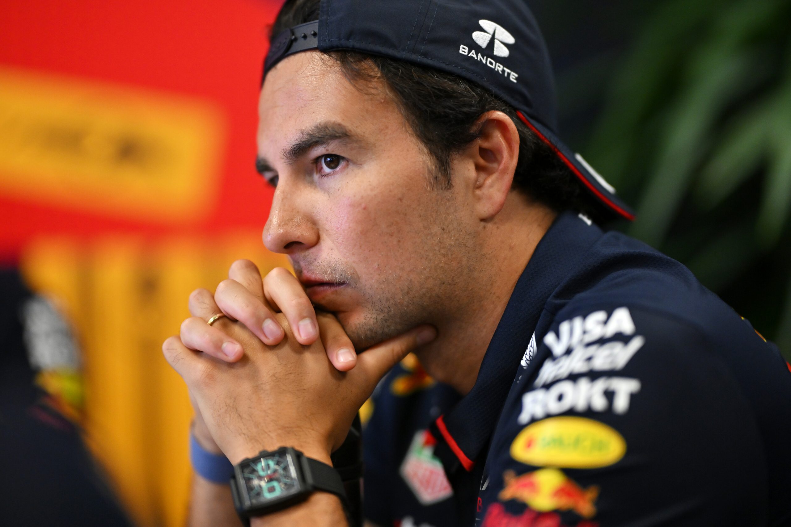 Pérez explose en vol pour ses qualifications à domicile