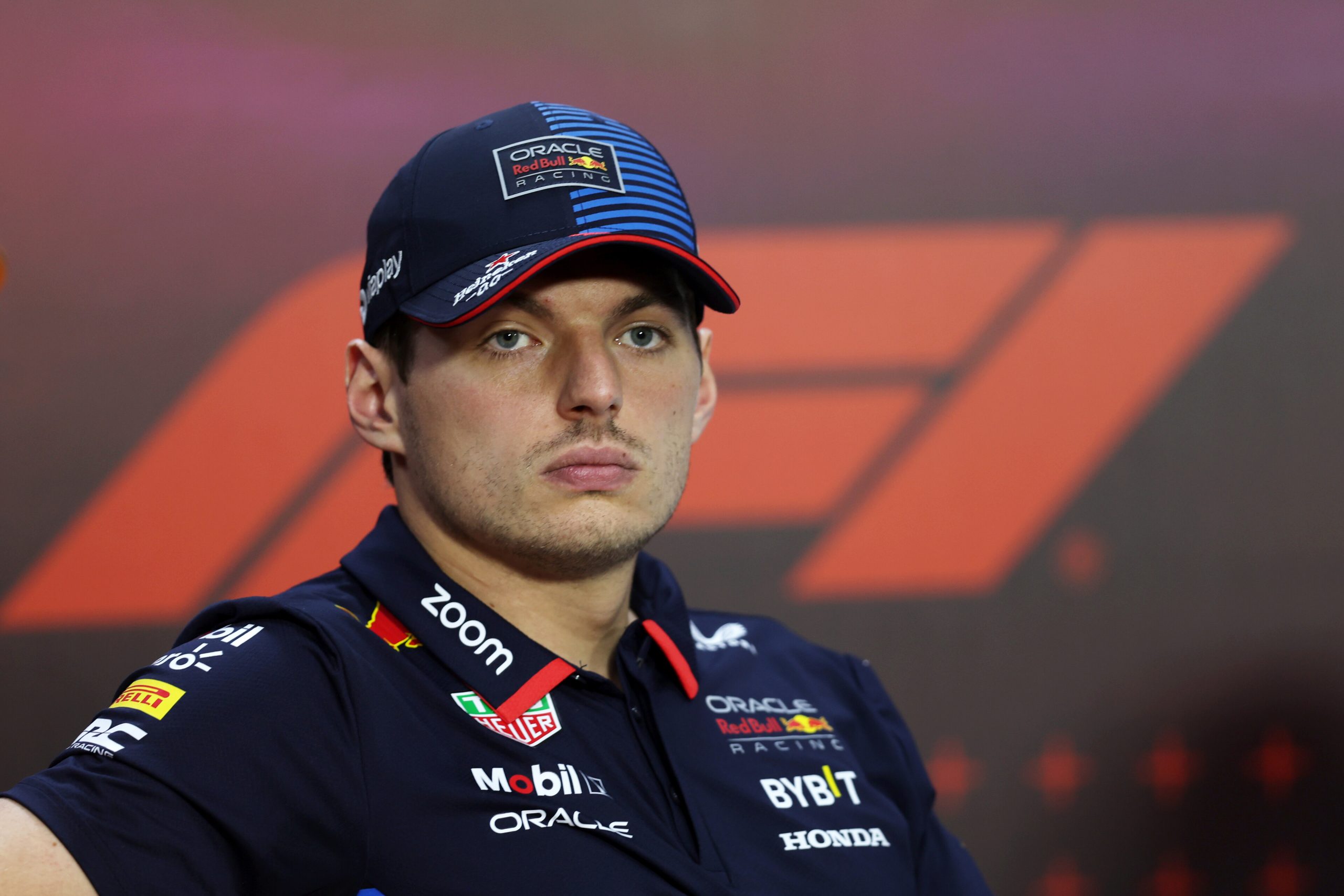 Verstappen ironise et espère manquer la présentation générale des F1 de 2025 à Londres