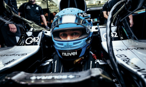 Russell dénonce la défense agressive de Leclerc en Hongrie : « À 330 km/h, on est à la limite »