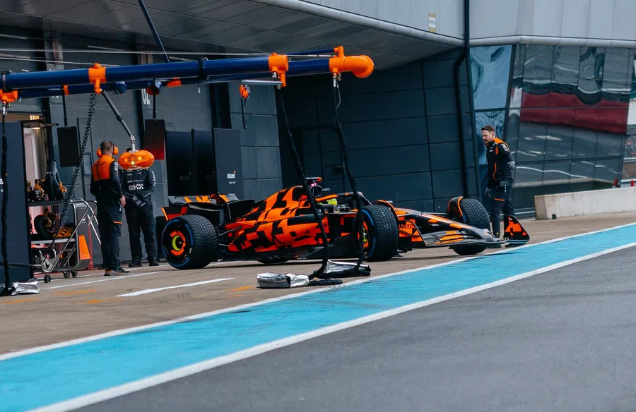 McLaren a déjà envoyé en piste sa F1 de 2025, la MCL39