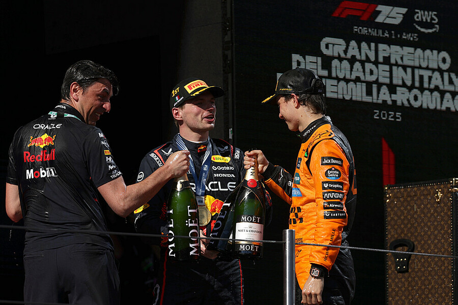 Verstappen, Piastri et Pierre Waché sur le podium d'Imola