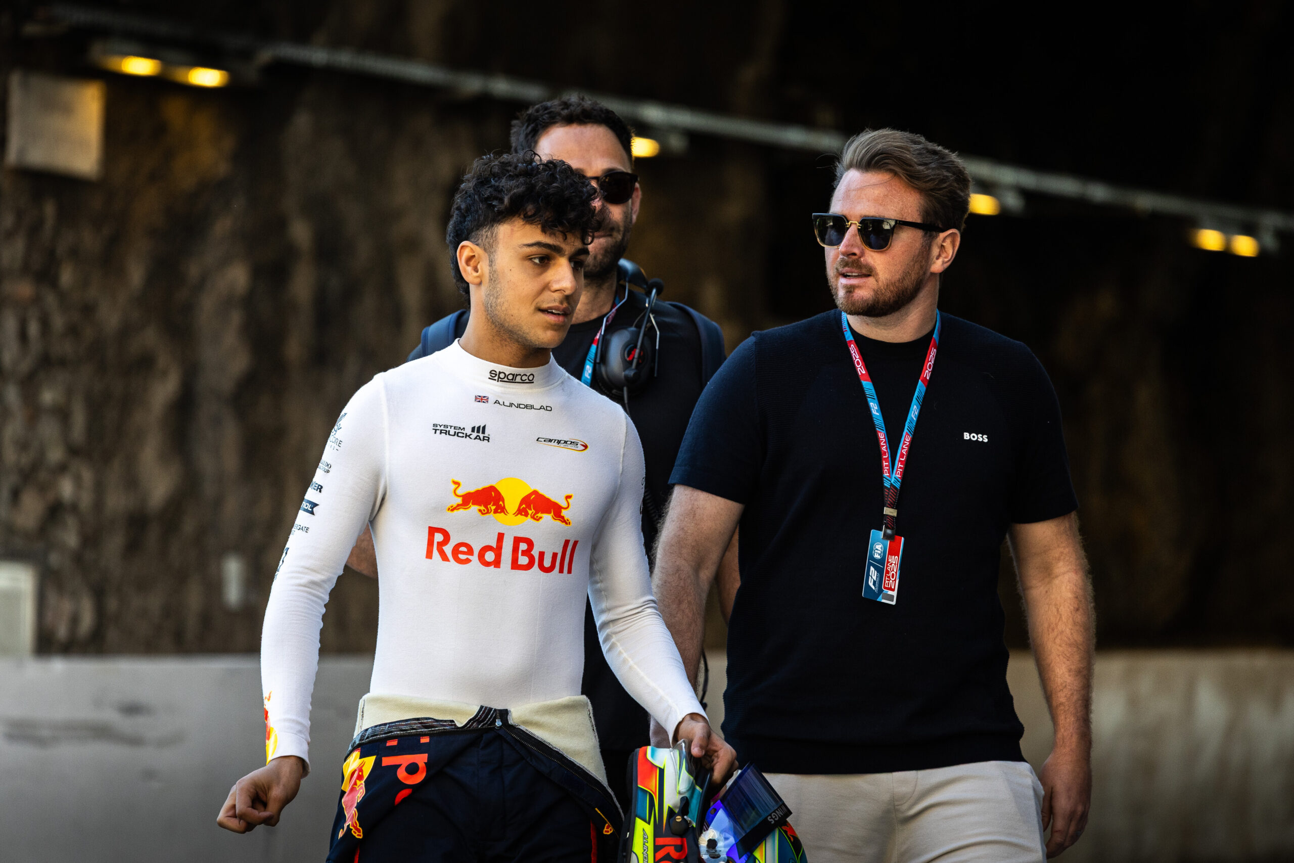 La FIA accorde une dérogation de super licence à Arvid Lindblad, pilote Red Bull de 17 ans