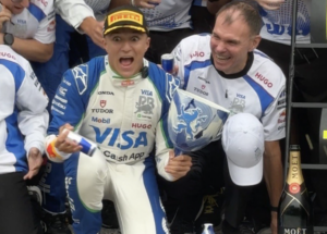 Hadjar décroche son premier podium et casse son trophée à Zandvoort