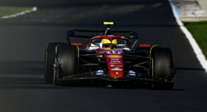 Lewis Hamilton regrette un arrêt tardif de Ferrari à Monza